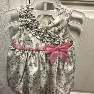 Girls dress
